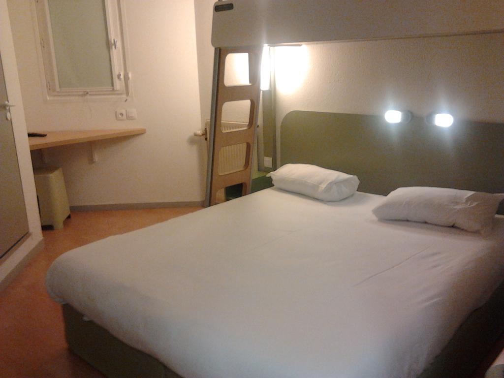 Ibis Budget Centre 2*